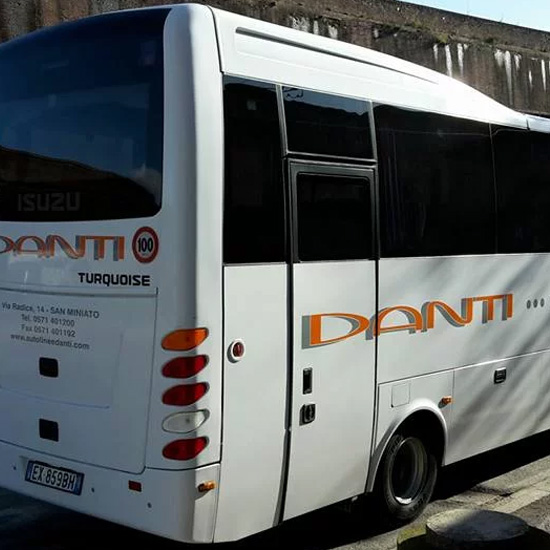 noleggio bus per viaggi in italia e all'estero