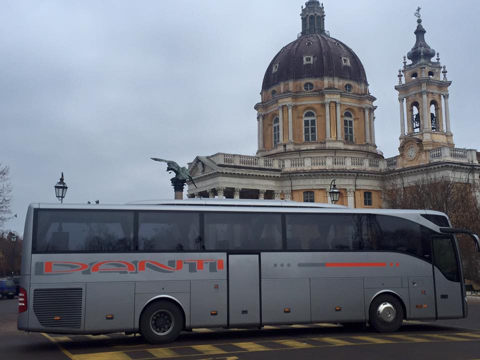 noleggio autobus gite scolastiche